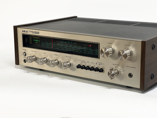 AKAI AA-8030-L Hifi Vintage réparation