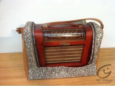 TechniFrance Radio TR-83