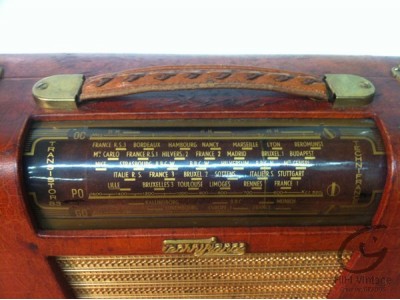 TechniFrance Radio TR-83